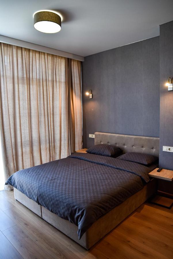 Corner House Апарт-отель Одесса